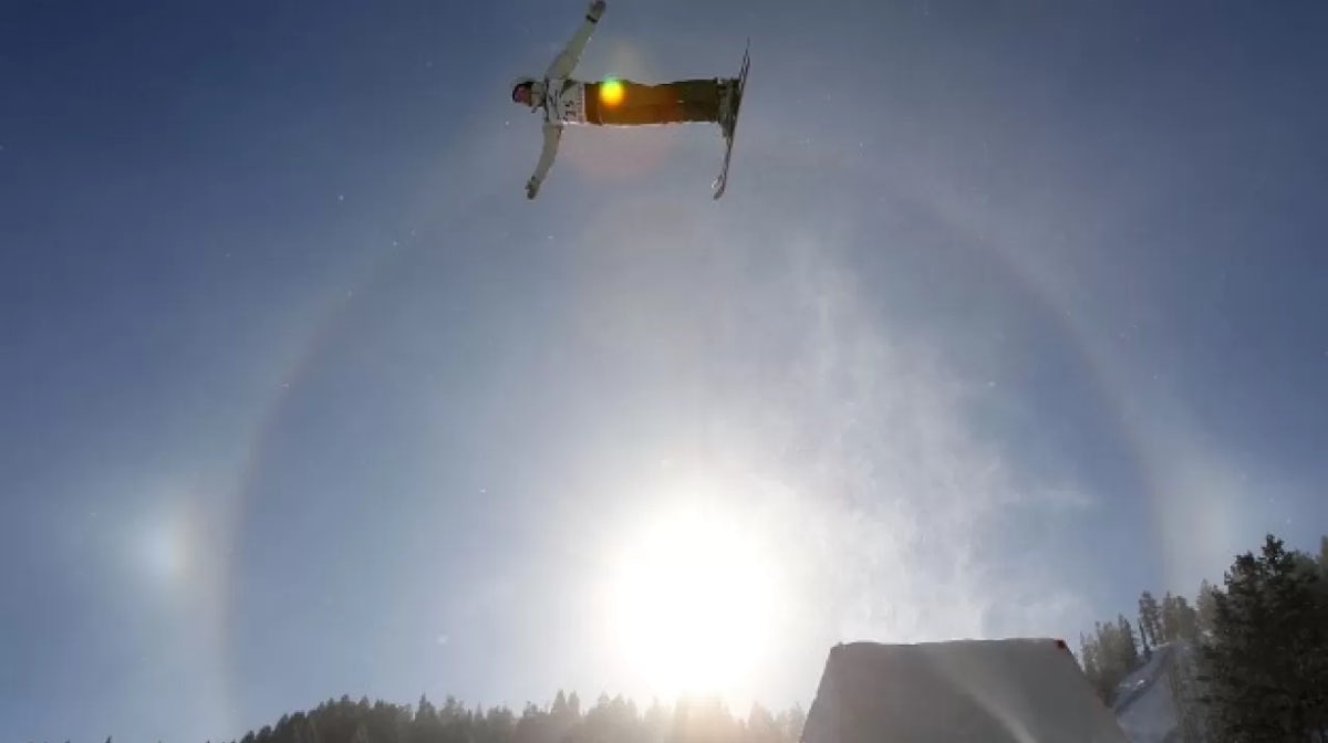 21 Freestyle Skiers trading tricks for medals I Team Selection