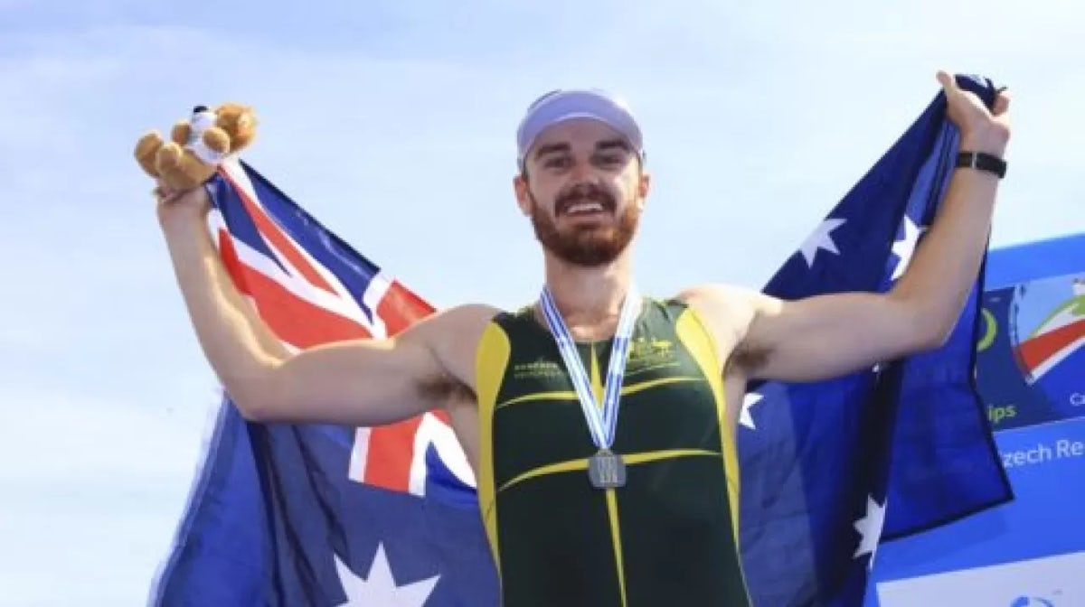Silver and bronze performances for Aussie junior rowers