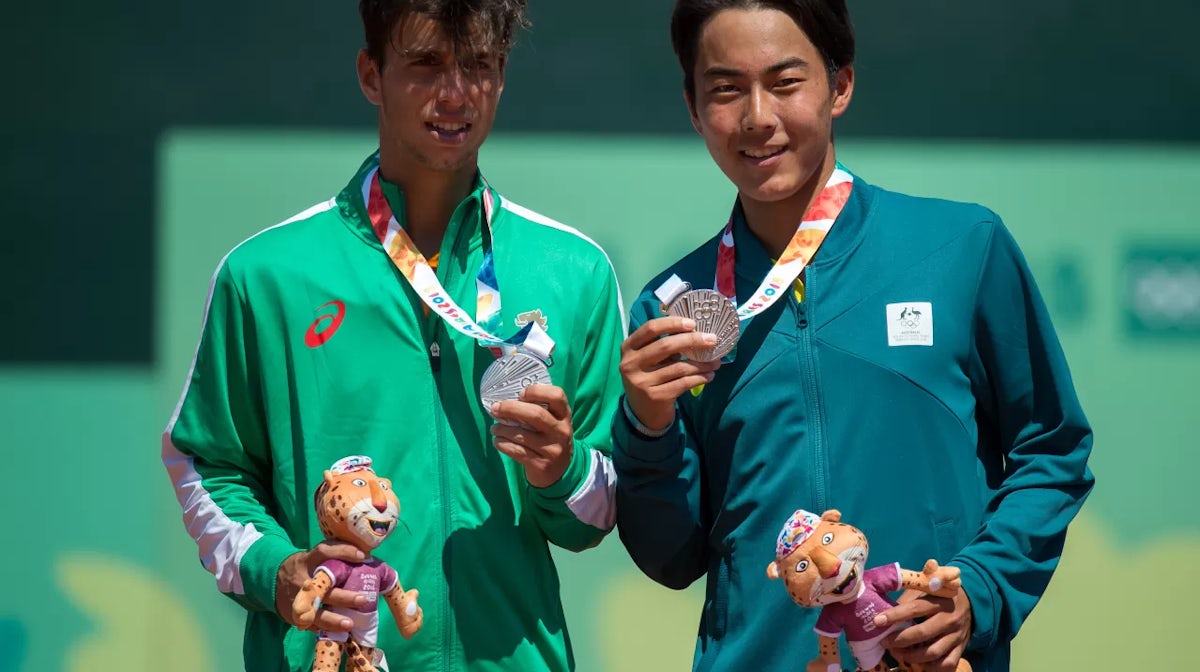 Hijikata wins international doubles tennis silver