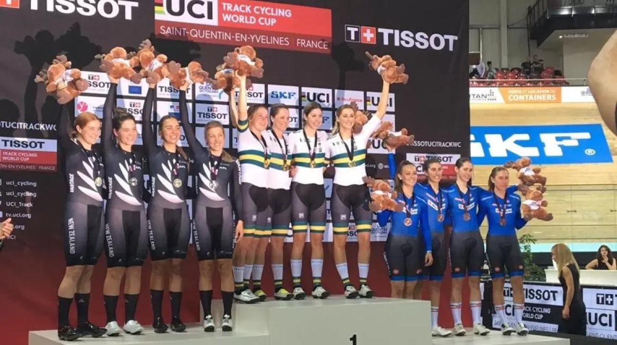 Australian Team opens UCI Track World Cup season in style