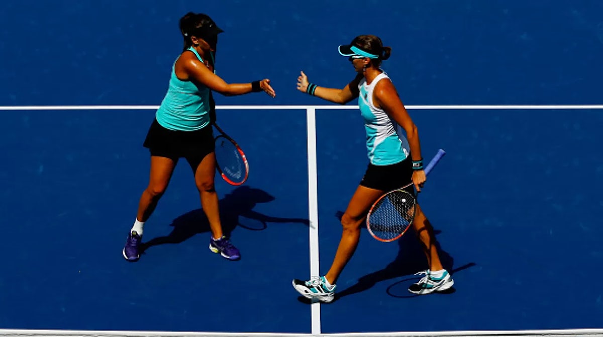 Dellacqua and Shvedova defeated in US Open final