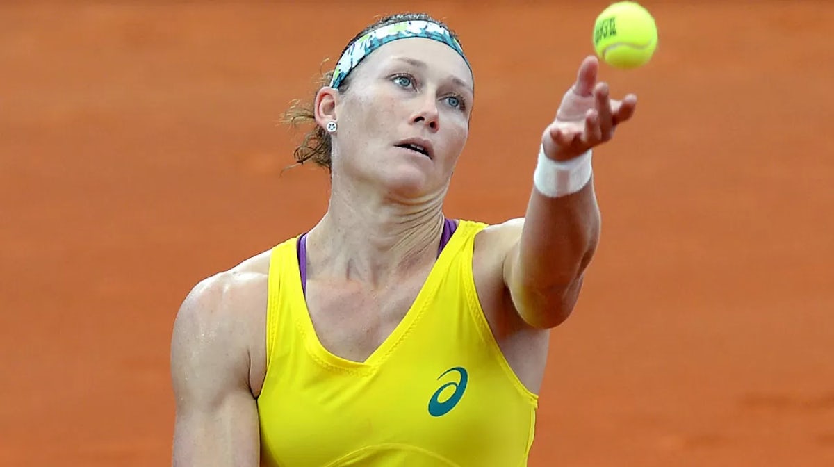 Stosur eyes French Open after Fed Cup loss 