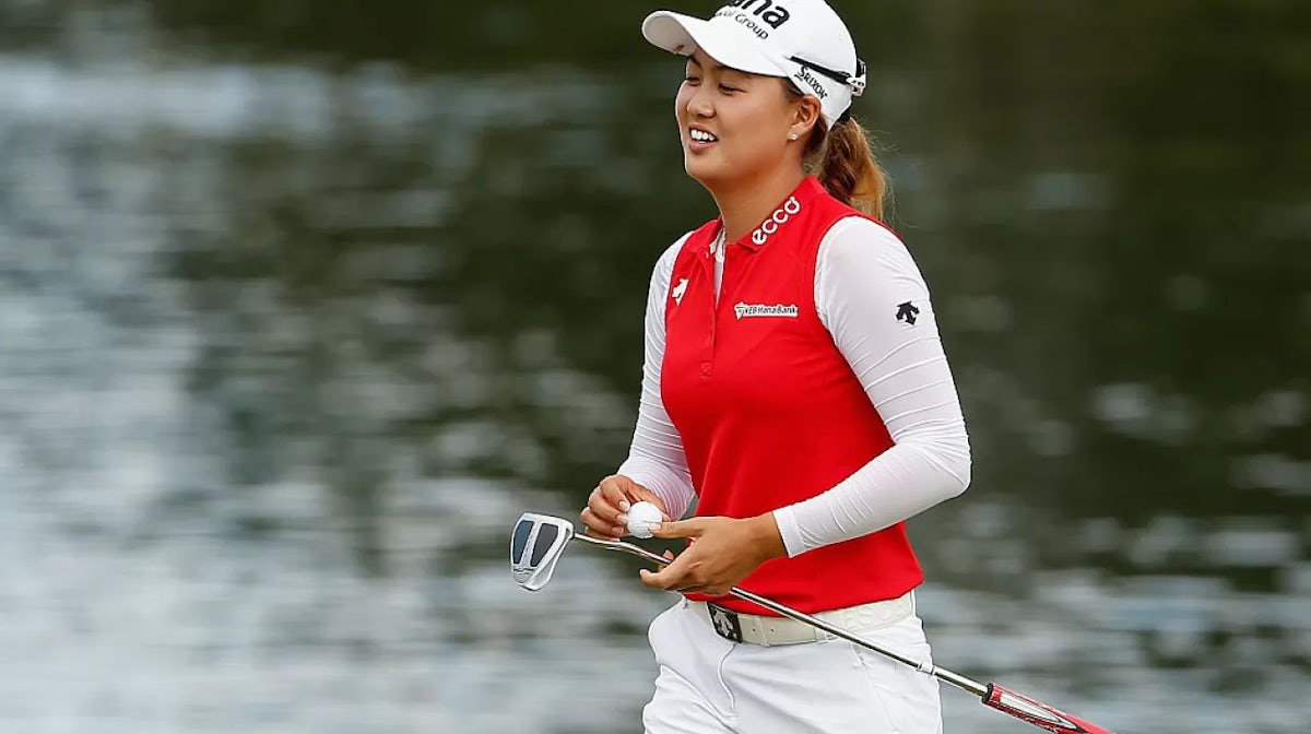 Lee powers to second LPGA title