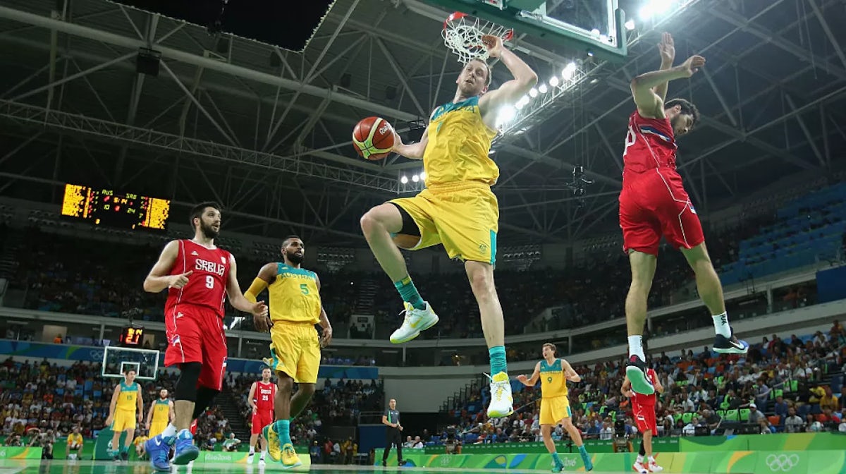 Men's Basketball Wrap: Aussies depth almost reaps rewards