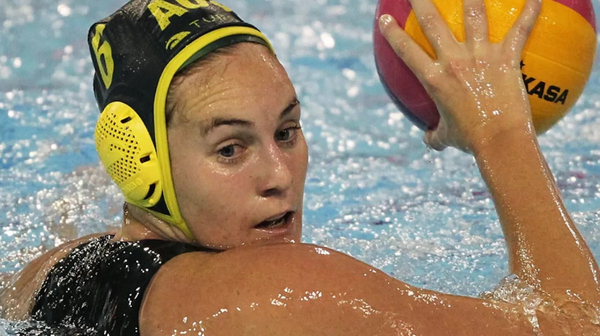 Stingers win water polo opener