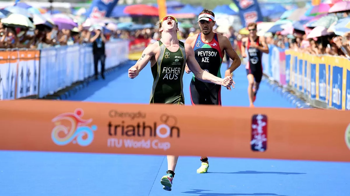 Frantic Fisher snatches World Cup triathlon gold
