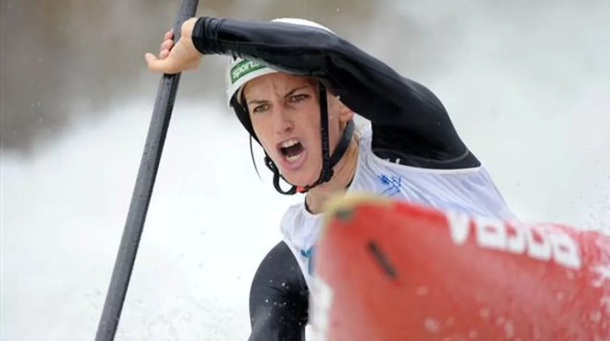 World Cup canoe title for Lawrence