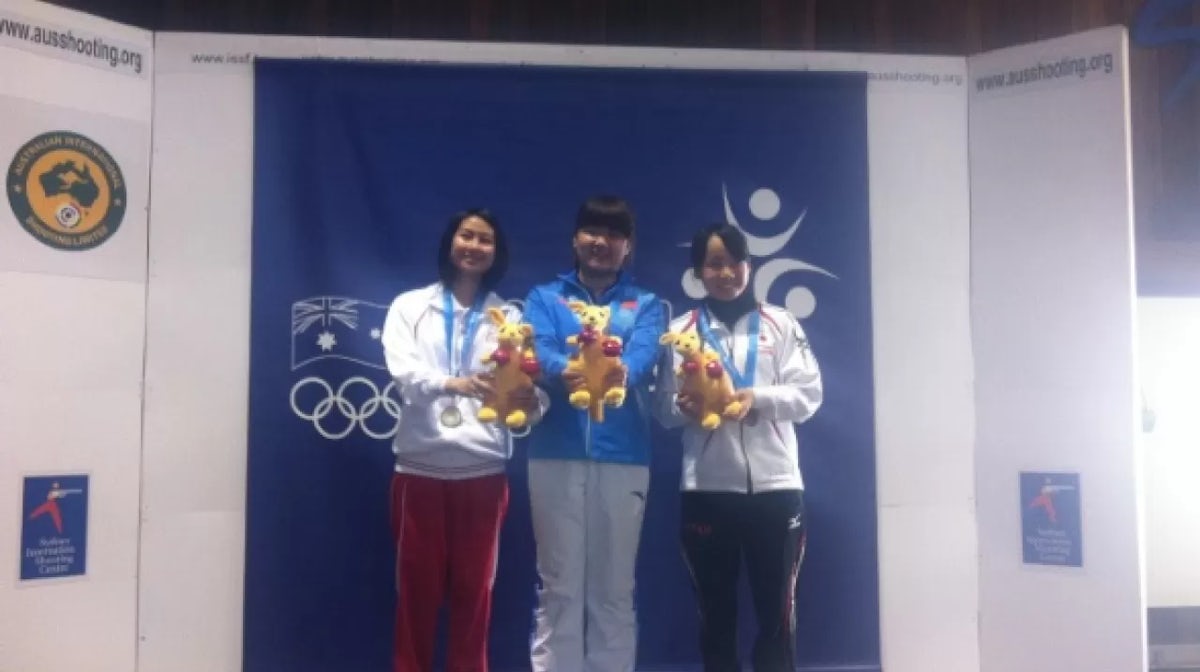 China’s Hu wins second shooting gold