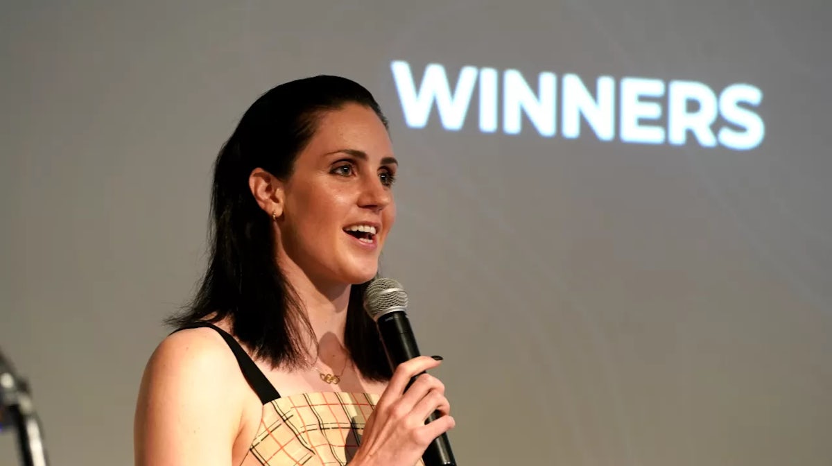 Laura Peel wins the join 2021 Snow Australia Athlete of the Year Award