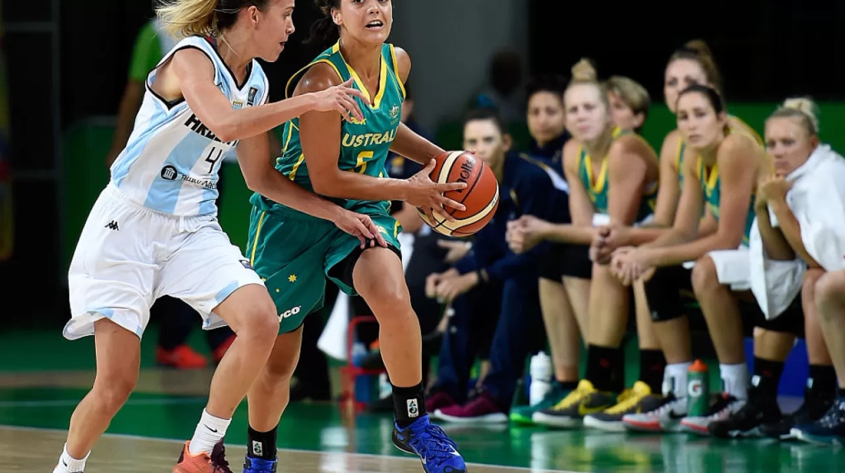 Women's basketballers aim for sixth straight medal