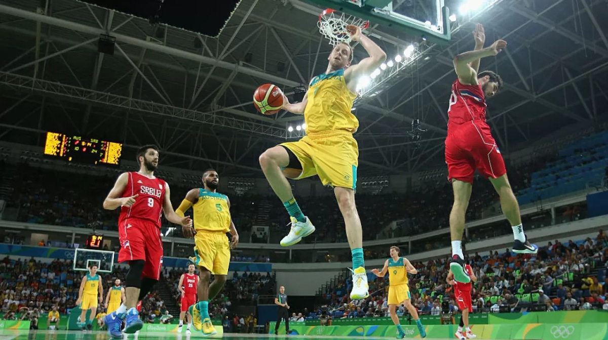 Men's Basketball Wrap: Aussies depth almost reaps rewards