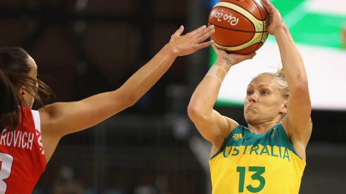 Erin Phillips Australia shoots during the Women's round Group A basketball match between Australia and Belarus on Day 7 of the Rio 2016 Olympic Games at the Youth Arena